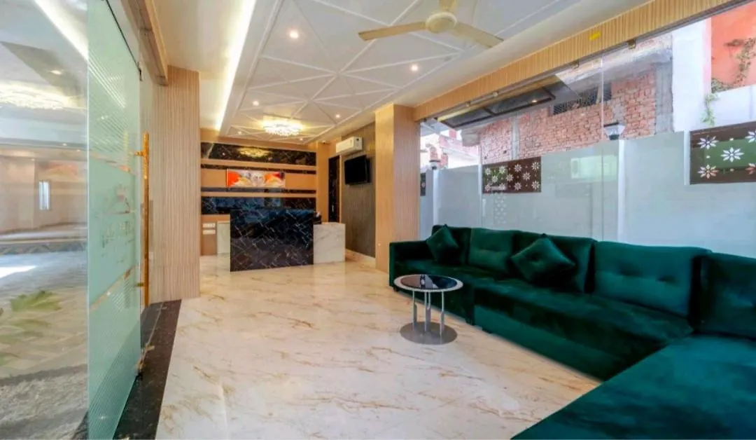 ***  Hotel Raj Βαρανάσι Ινδία
